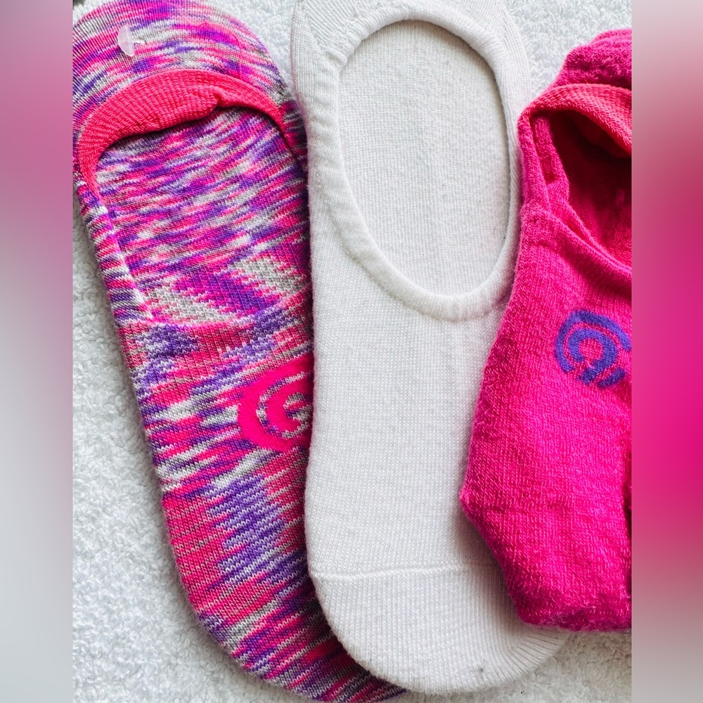 Target Women's No-Show Sock Pack - Hot Pink & White - Picture 3 of 4